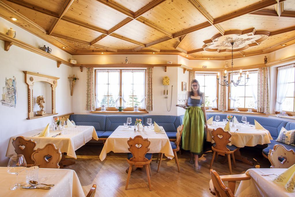 Gasthaus Zum Kreuz แซงค์ทมาร์เงน ภายนอก รูปภาพ